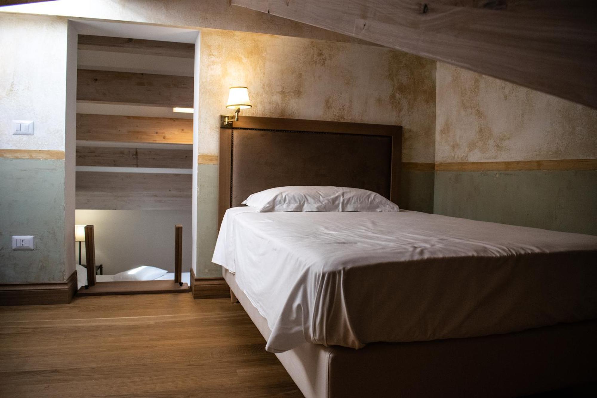 Residenza Balios Hotell Vaglio di Basilicata Eksteriør bilde